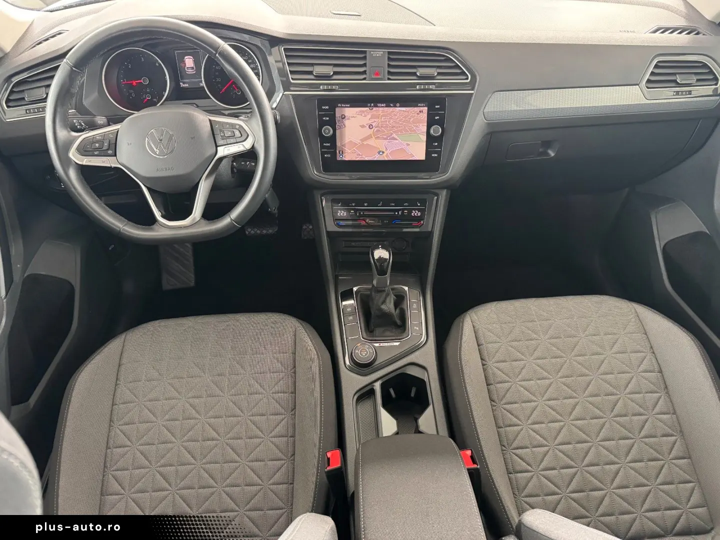 VW Tiguan 2.0TDI DSG Life 4 Motion AHK NAV LED ACC