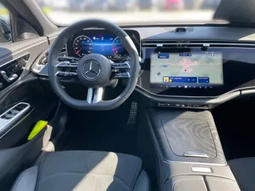 MERCEDES-BENZ E 450 d 4M AMG-ADV  PANO-DACH SUPERSCREEN 360