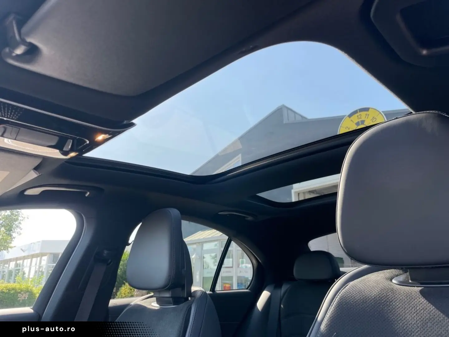 MERCEDES-BENZ E 450 d 4M AMG-ADV  PANO-DACH SUPERSCREEN 360