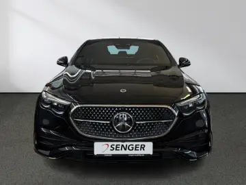 MERCEDES-BENZ E 450 d 4M AMG DigitalLight Pano Distronic AHK