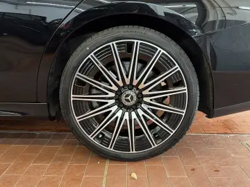MERCEDES-BENZ E 450 d 4M AMG DigitalLight Pano Distronic AHK