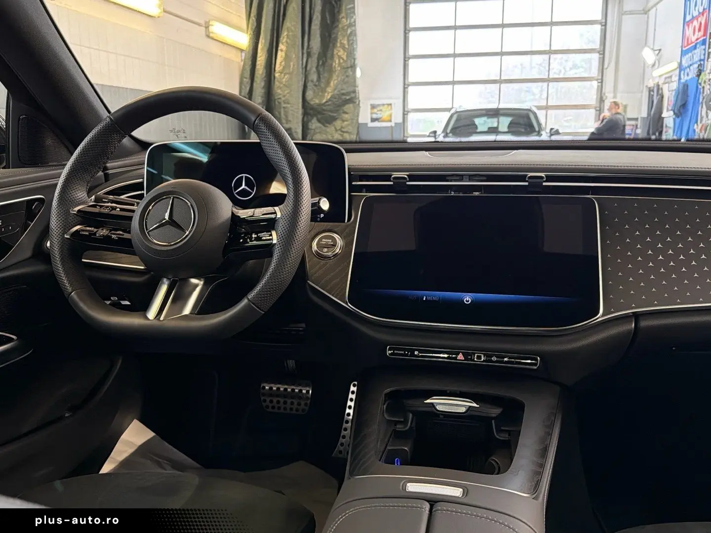 MERCEDES-BENZ E 450 d 4M AMG DigitalLight Pano Distronic AHK