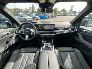 BMW X5 40d xDrive M Sport Pro Pano AHK ACC