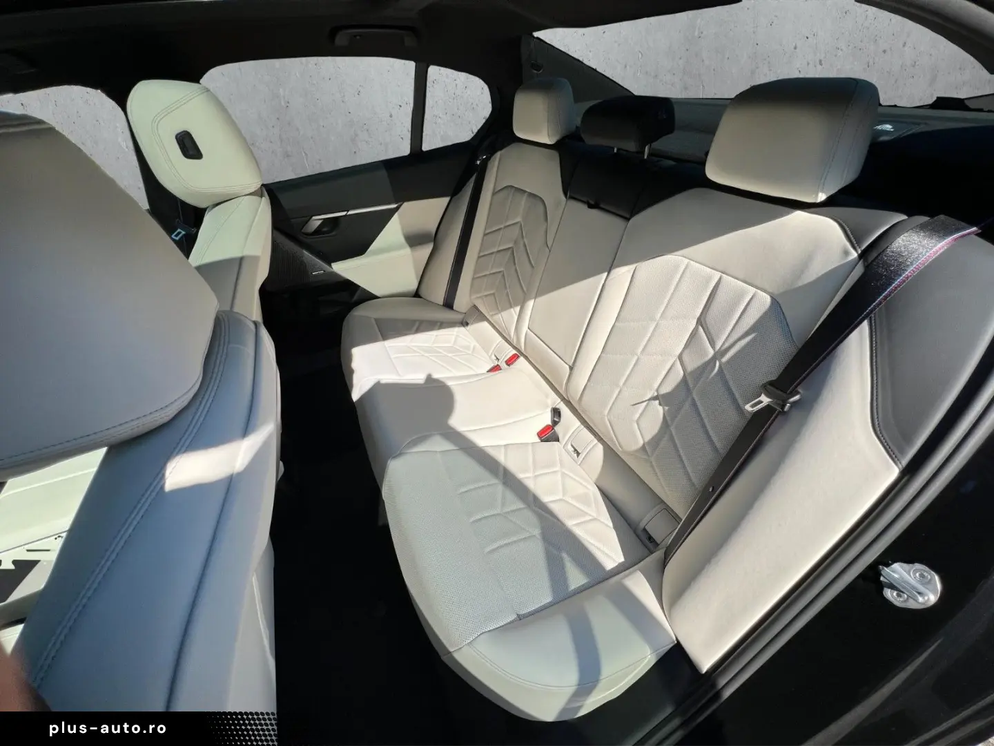 BMW 520d xD M Sport Pro Pano ACC 360 H K AHK HUD 21Z