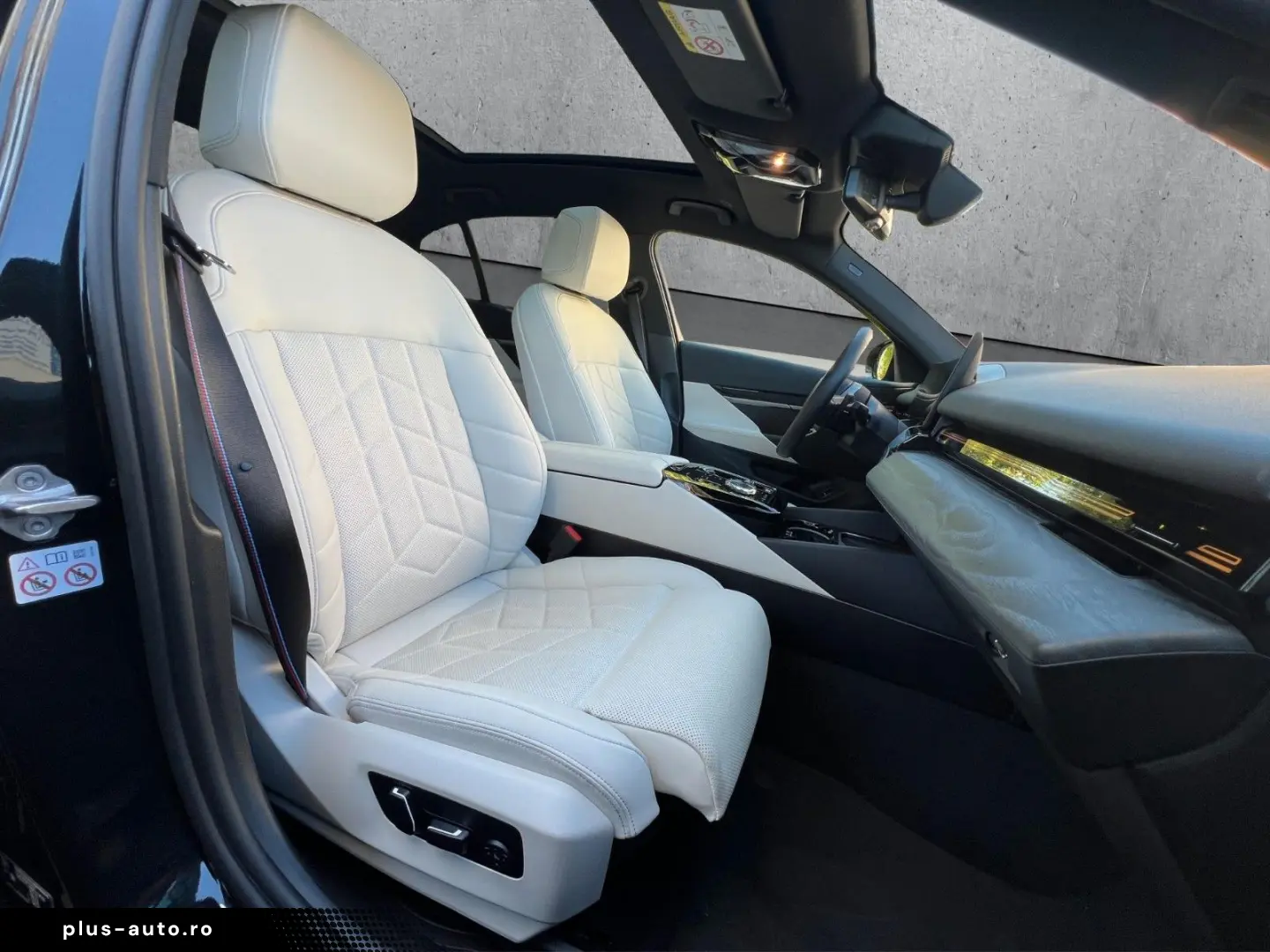 BMW 520d xD M Sport Pro Pano ACC 360 H K AHK HUD 21Z