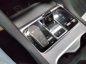 BYD SEAL U DM-i Boost PHEV
