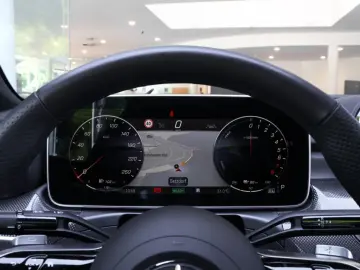 MERCEDES-BENZ CLE 300 e AMG-Sport Pano DIGITAL 360 H…