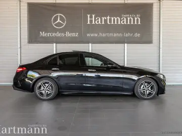 MERCEDES-BENZ C 300 d 4MATIC AMG Premium Panorama Night HUD