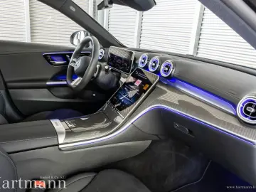 MERCEDES-BENZ C 300 d 4MATIC AMG Premium Panorama Night HUD