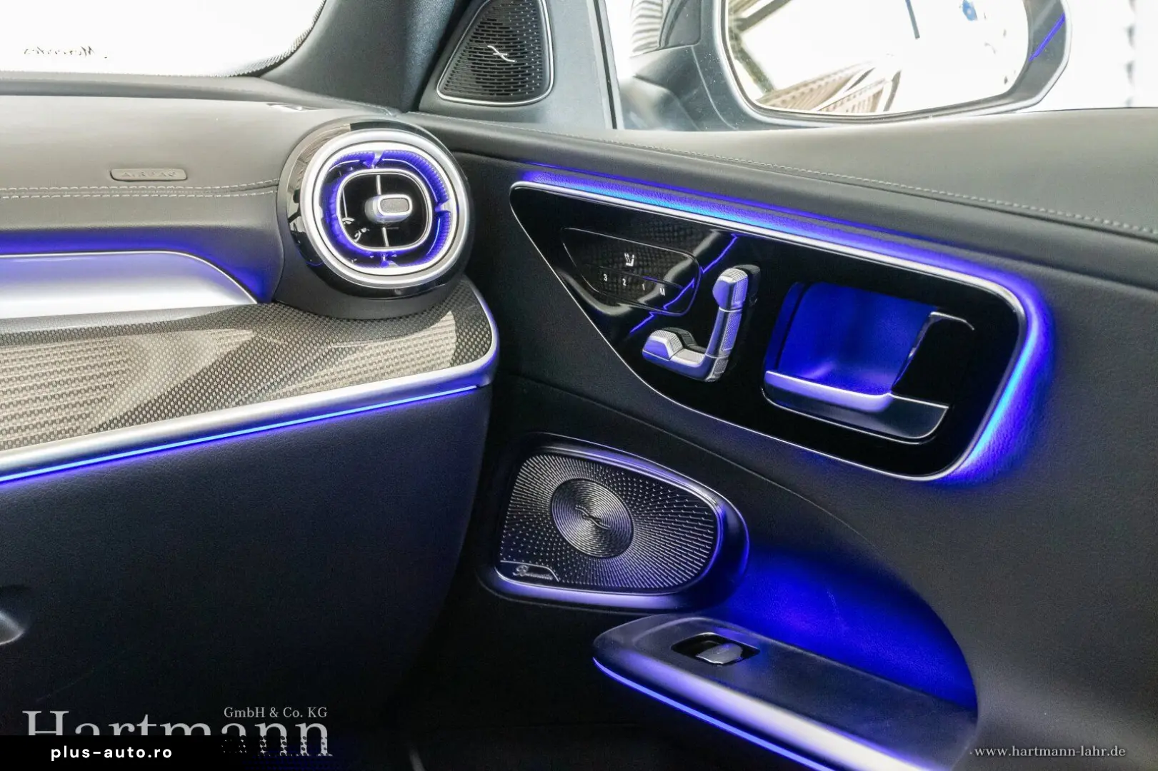 MERCEDES-BENZ C 300 d 4MATIC AMG Premium Panorama Night HUD