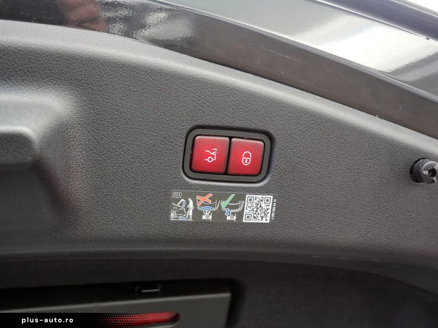 MERCEDES-BENZ CLE 300 e Coupe   AMG MEMO 360 DISTR PDC
