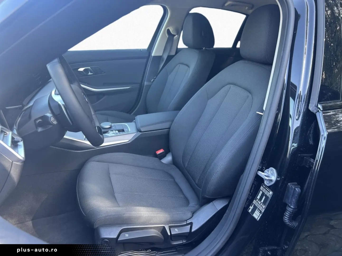 BMW 318d A Lim LiCo  AdpLED ParkAss FernAss RFK SHZ
