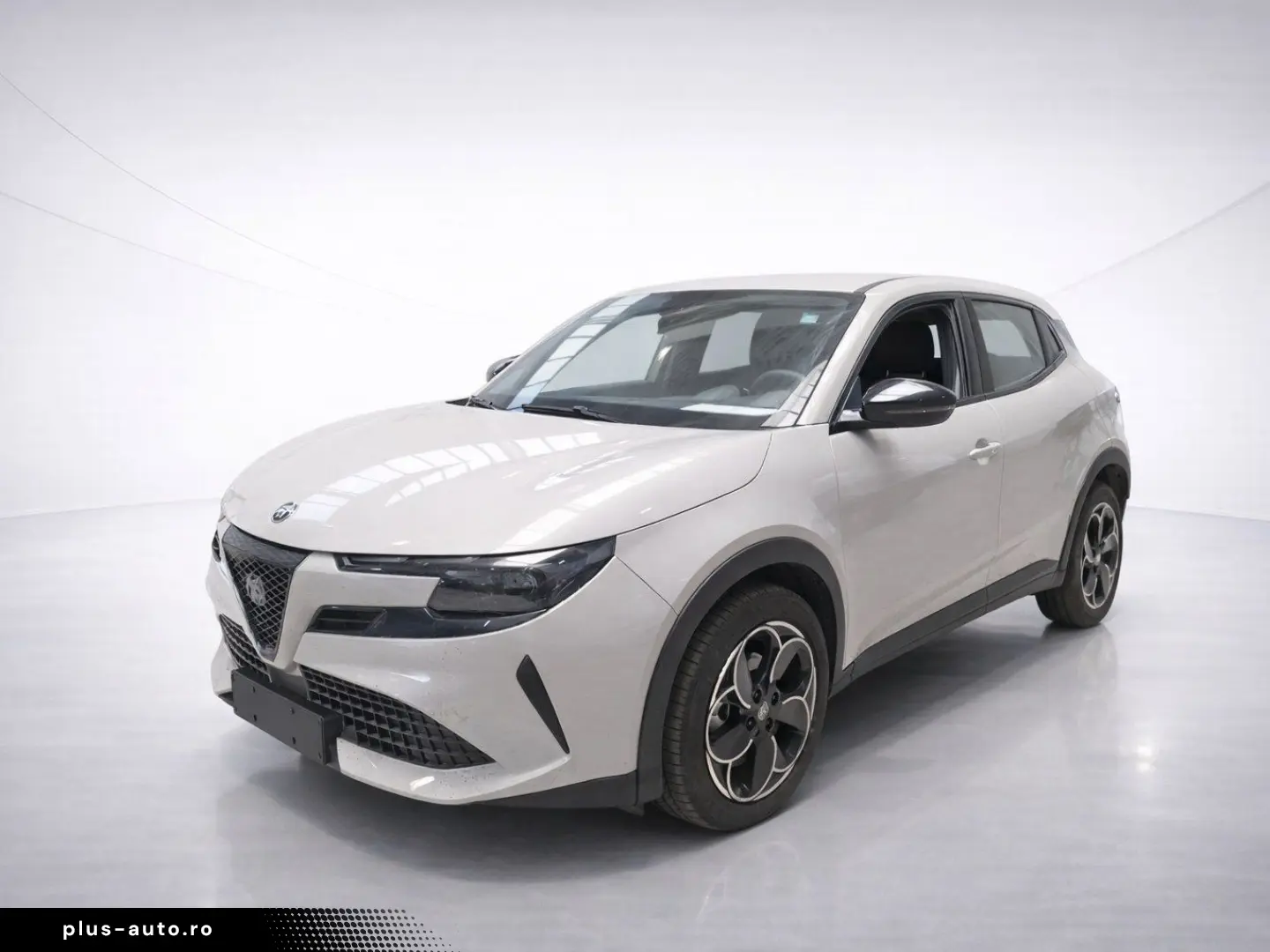 ALFA ROMEO Junior Elettrica 54 kWh ACC LED PDC Carplay