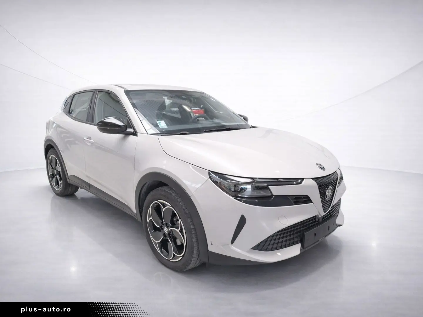ALFA ROMEO Junior Elettrica 54 kWh ACC LED PDC Carplay