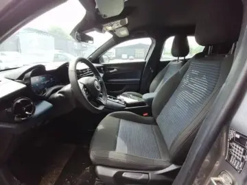 ALFA ROMEO Junior Elettrica 54 kWh ACC LED PDC Carplay