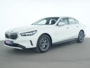 BMW 520i Rückfahrkamera Navi LED Tempomat Sitzheizun