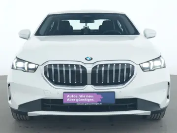 BMW 520i Rückfahrkamera Navi LED Tempomat Sitzheizun