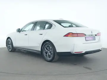 BMW 520i Rückfahrkamera Navi LED Tempomat Sitzheizun