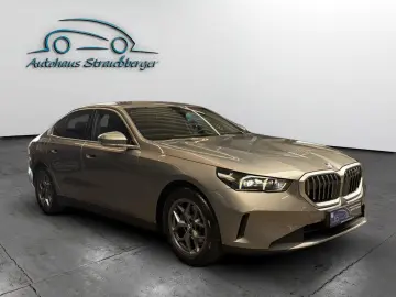 BMW 520i Limousine Temp. HUD SHZ IQ AHK 2ZK 360