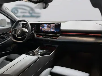 BMW 520i Limousine Temp. HUD SHZ IQ AHK 2ZK 360