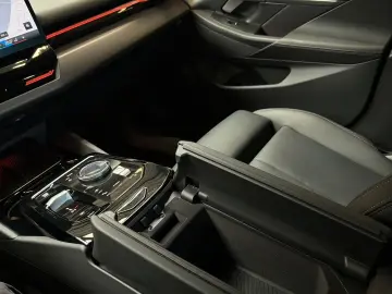 BMW 520i Limousine Temp. HUD SHZ IQ AHK 2ZK 360