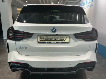 BMW iX3 M Sportpaket Harman Kamera HuD Lenkr.hzg.