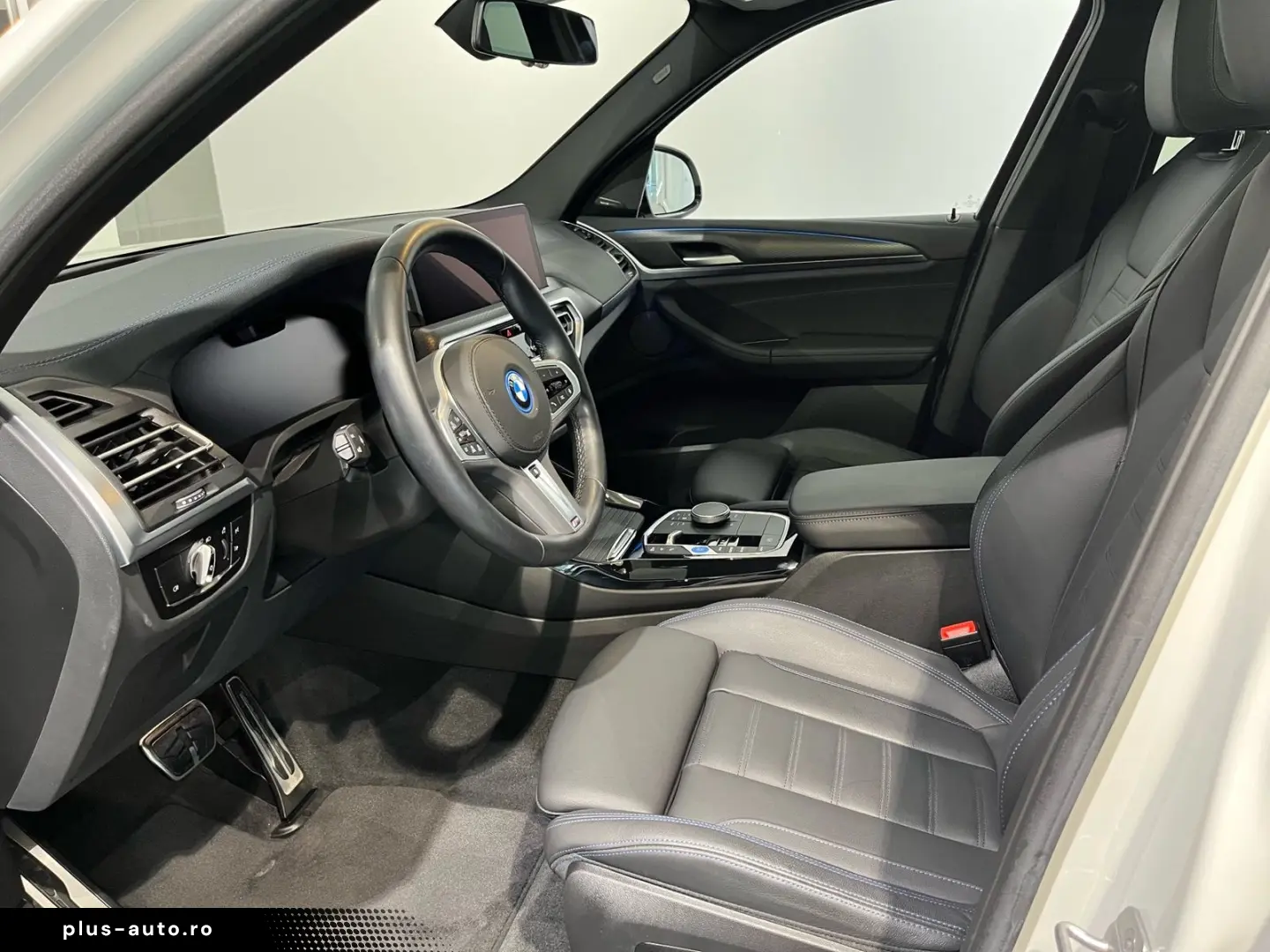 BMW iX3 M Sportpaket Harman Kamera HuD Lenkr.hzg.