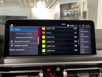 BMW iX3 M Sportpaket Harman Kamera HuD Lenkr.hzg.