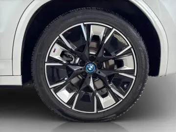 BMW iX3 M Paket LiveCock.HUD.LED.Gestik.ParkAss.Keyl