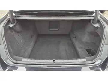 BMW 740d xDrive M-Sport TV LOUNGE SEATING E-TÜREN