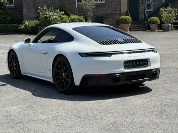 PORSCHE 992 911 Carrera GTS BOSE HA-LENKUNG CARBON VIEW