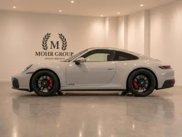 PORSCHE 911 Carrera 4 GTS LIFT Carbon Interieur PTV Plus