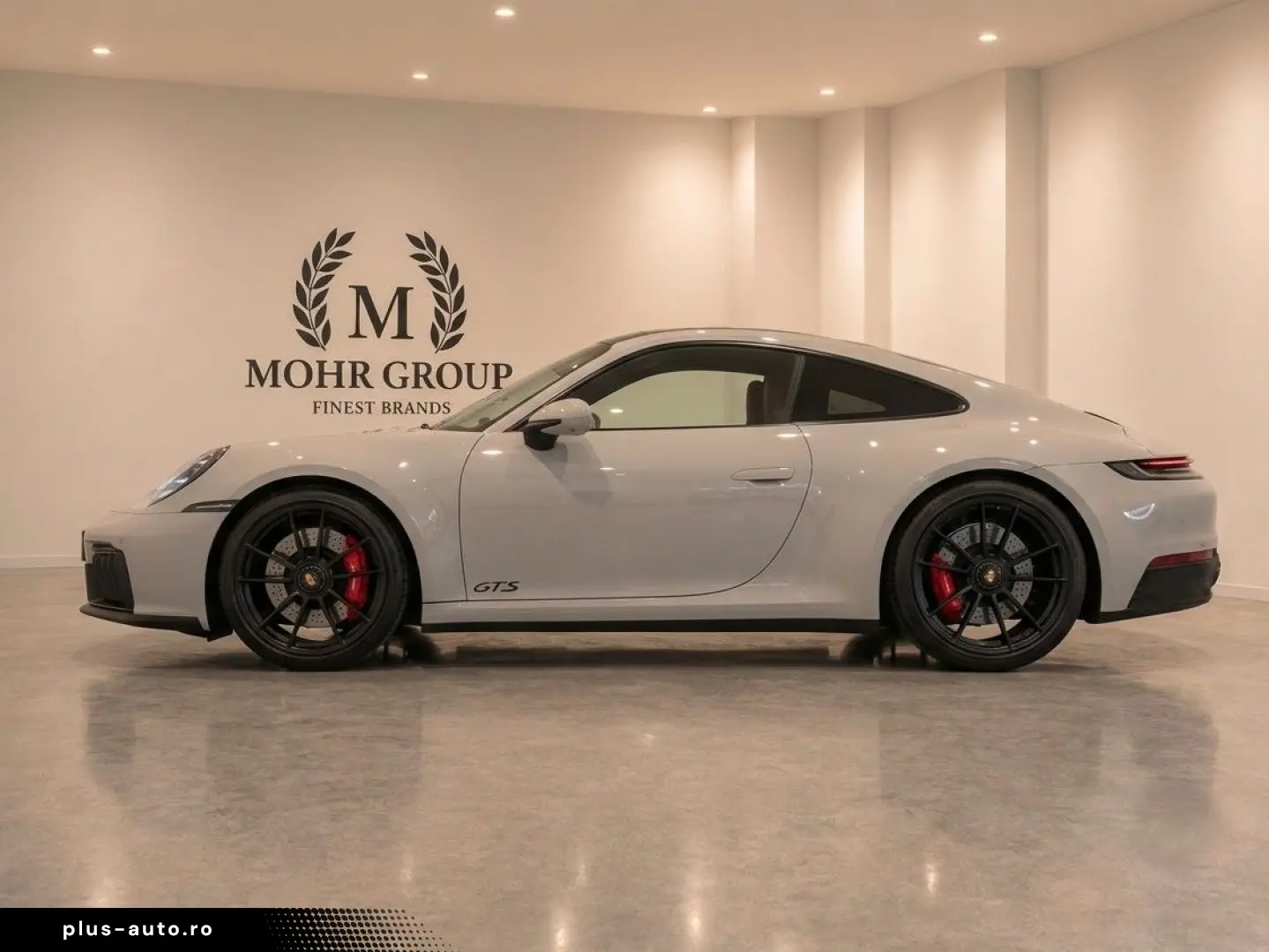 PORSCHE 911 Carrera 4 GTS LIFT Carbon Interieur PTV Plus