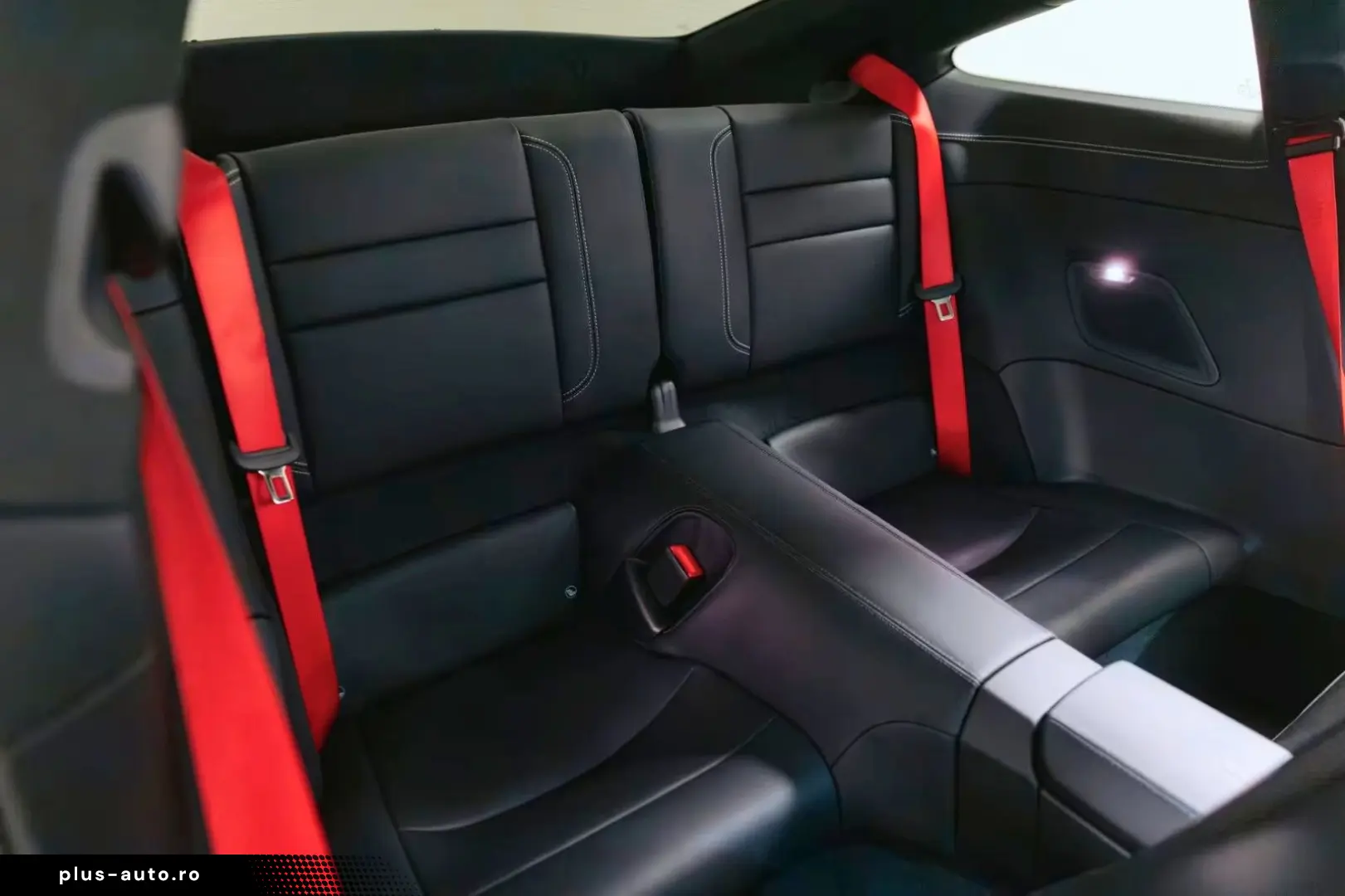PORSCHE 911 Carrera 4 GTS LIFT Carbon Interieur PTV Plus