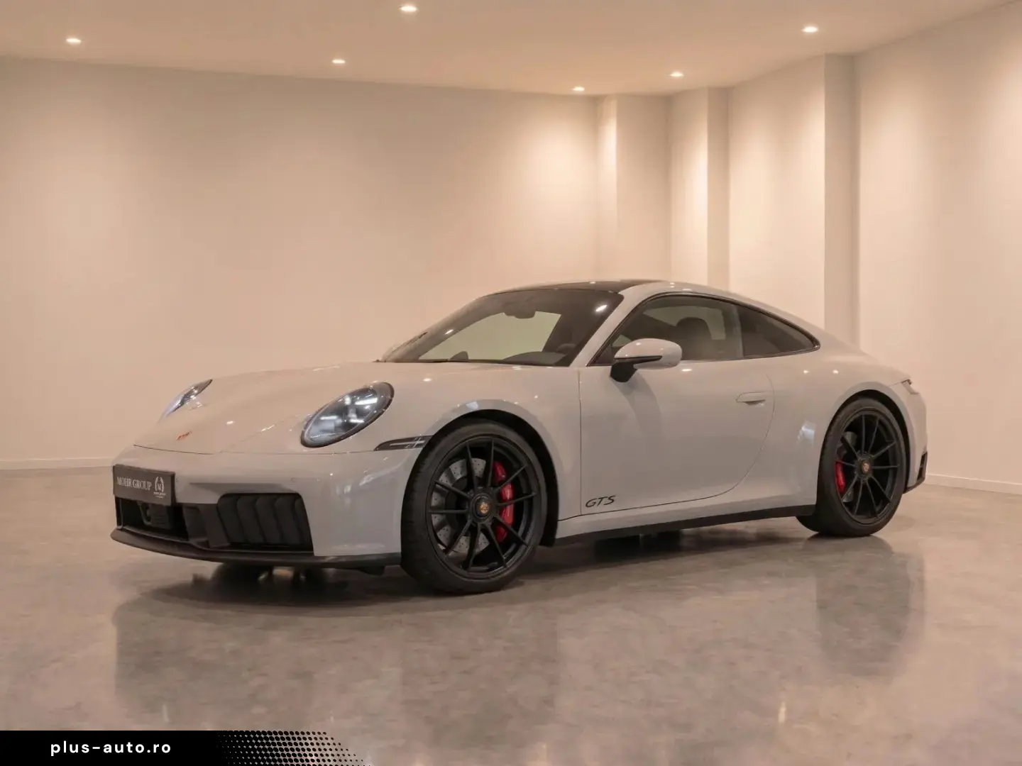 PORSCHE 911 Carrera 4 GTS LIFT Carbon Interieur PTV Plus