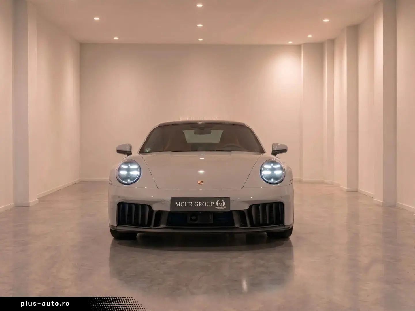 PORSCHE 911 Carrera 4 GTS LIFT Carbon Interieur PTV Plus