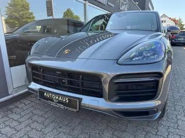 PORSCHE Cayenne GTS MATRIX PANO BOSE SOFT 360 KAM LUFT