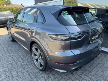 PORSCHE Cayenne GTS MATRIX PANO BOSE SOFT 360 KAM LUFT