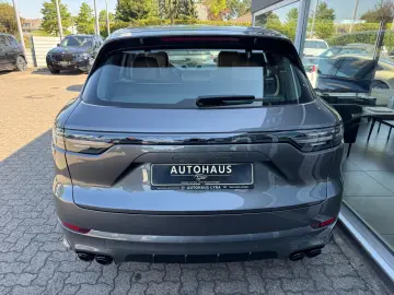PORSCHE Cayenne GTS MATRIX PANO BOSE SOFT 360 KAM LUFT