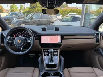 PORSCHE Cayenne GTS MATRIX PANO BOSE SOFT 360 KAM LUFT