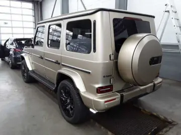 MERCEDES-BENZ G580 AMG Superior DISTR MAGNO FondTV Nigh
