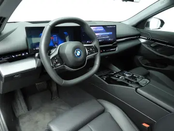 BMW 530 5 Serie Sedan 530e   LED   HUD   Sportsitze