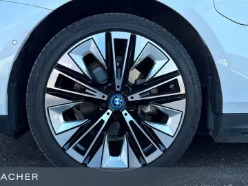 BMW 530e A Lim LCPro.HuD adLED 360  Klima-Sitze