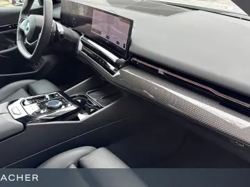 BMW 530e A Lim LCPro.HuD adLED 360  Klima-Sitze