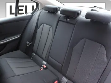 BMW 330e xDrive Limousine DAB Komfortzg. Tempomat