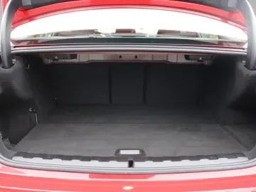 BMW 330e xDrive Limousine DAB Komfortzg. Tempomat