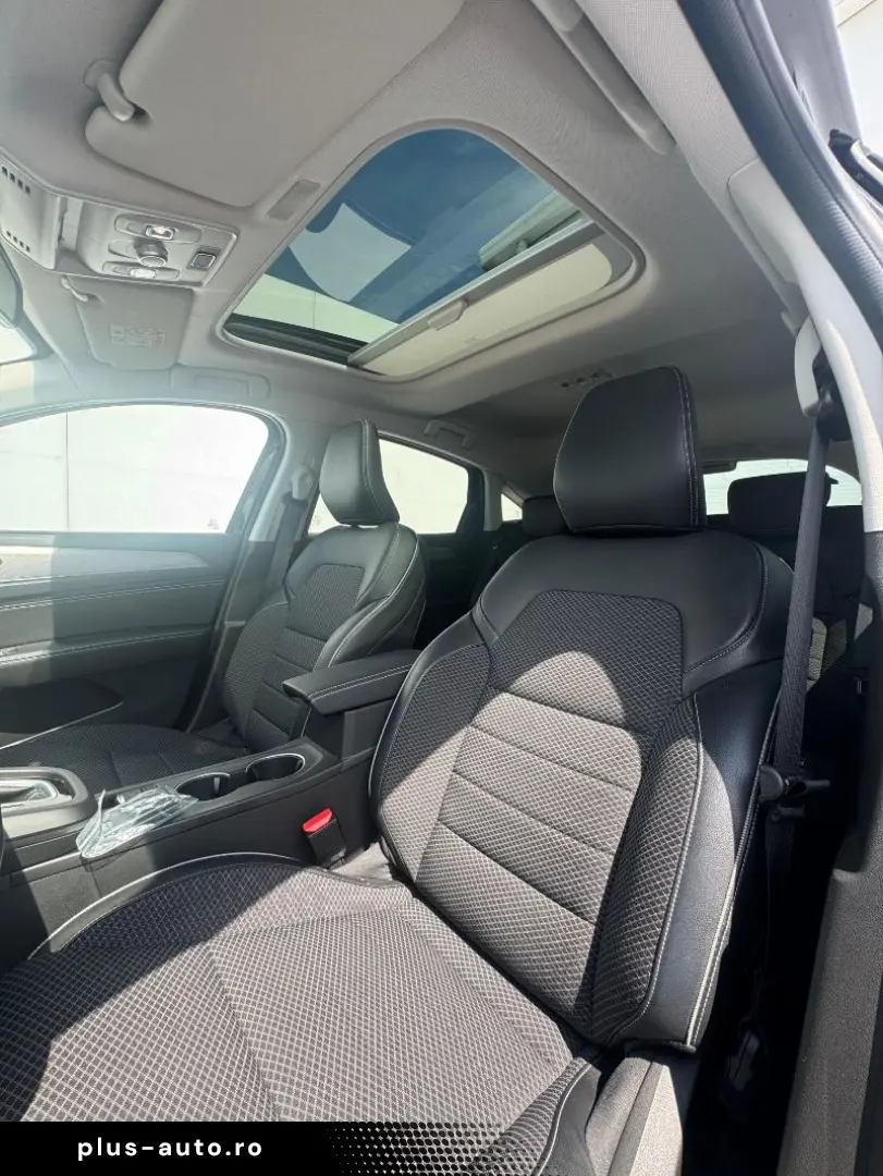 RENAULT ARKANA 1.3 TCe MHEV 160 EDC