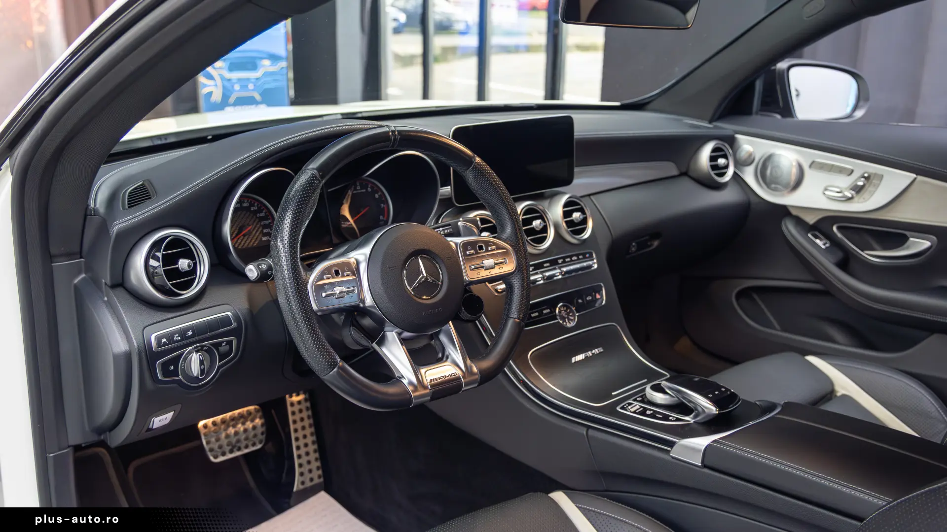 Mercedes-Benz C 63S AMG