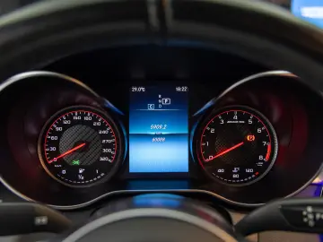 Mercedes-Benz C 63S AMG