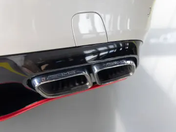 Mercedes-Benz C 63S AMG